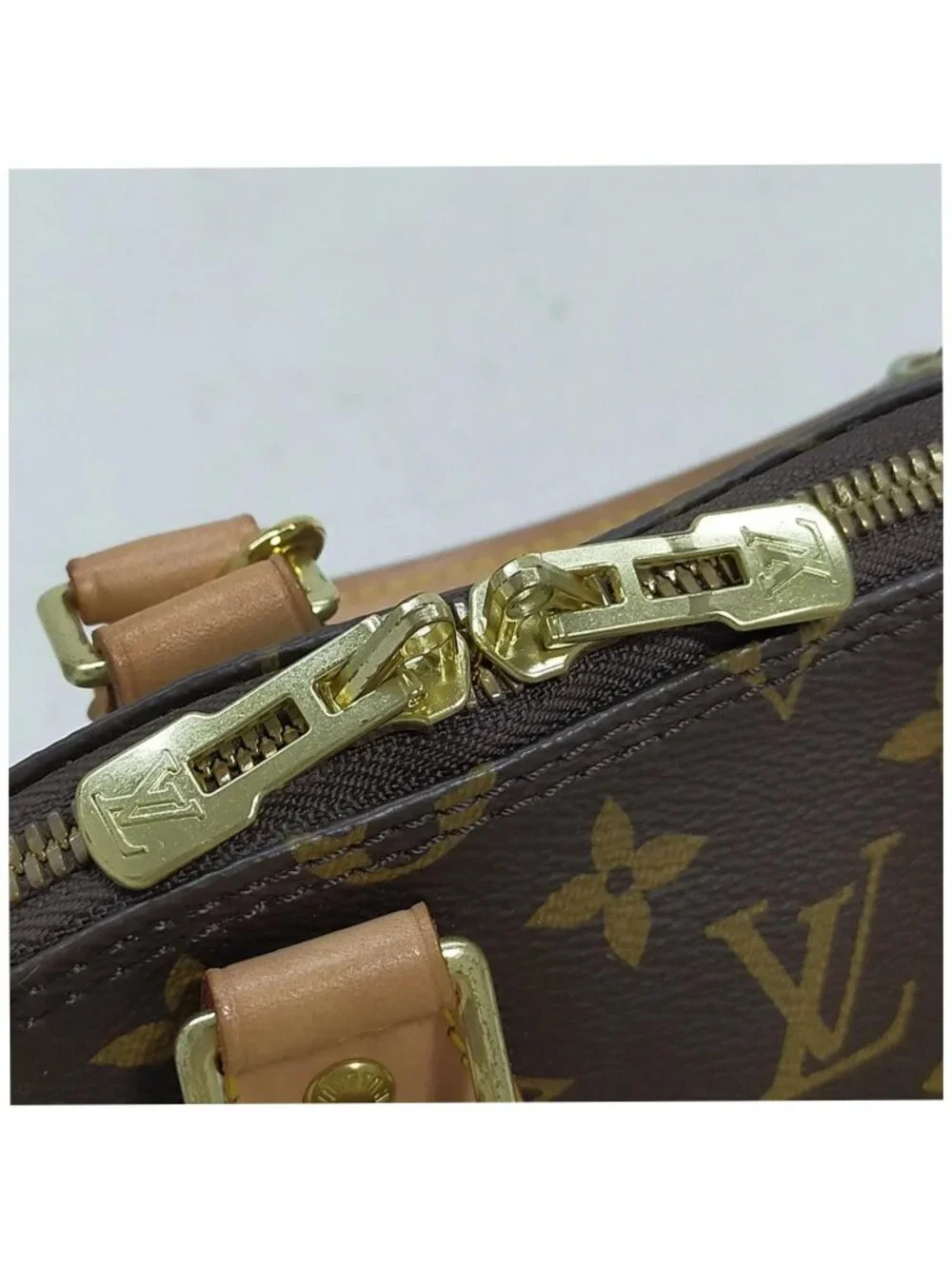 Authentic Louis Vuitton Alma BB Monogram Canvas Crossbody Bag Brown Vachetta